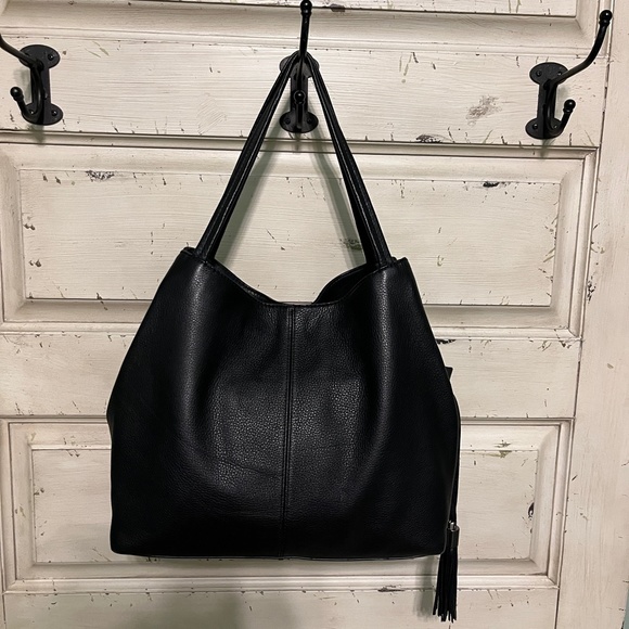 Vince Camuto Large Pebbled Leather Multi Compartment Black Tote Bag Size OS - Picture 5 of 13